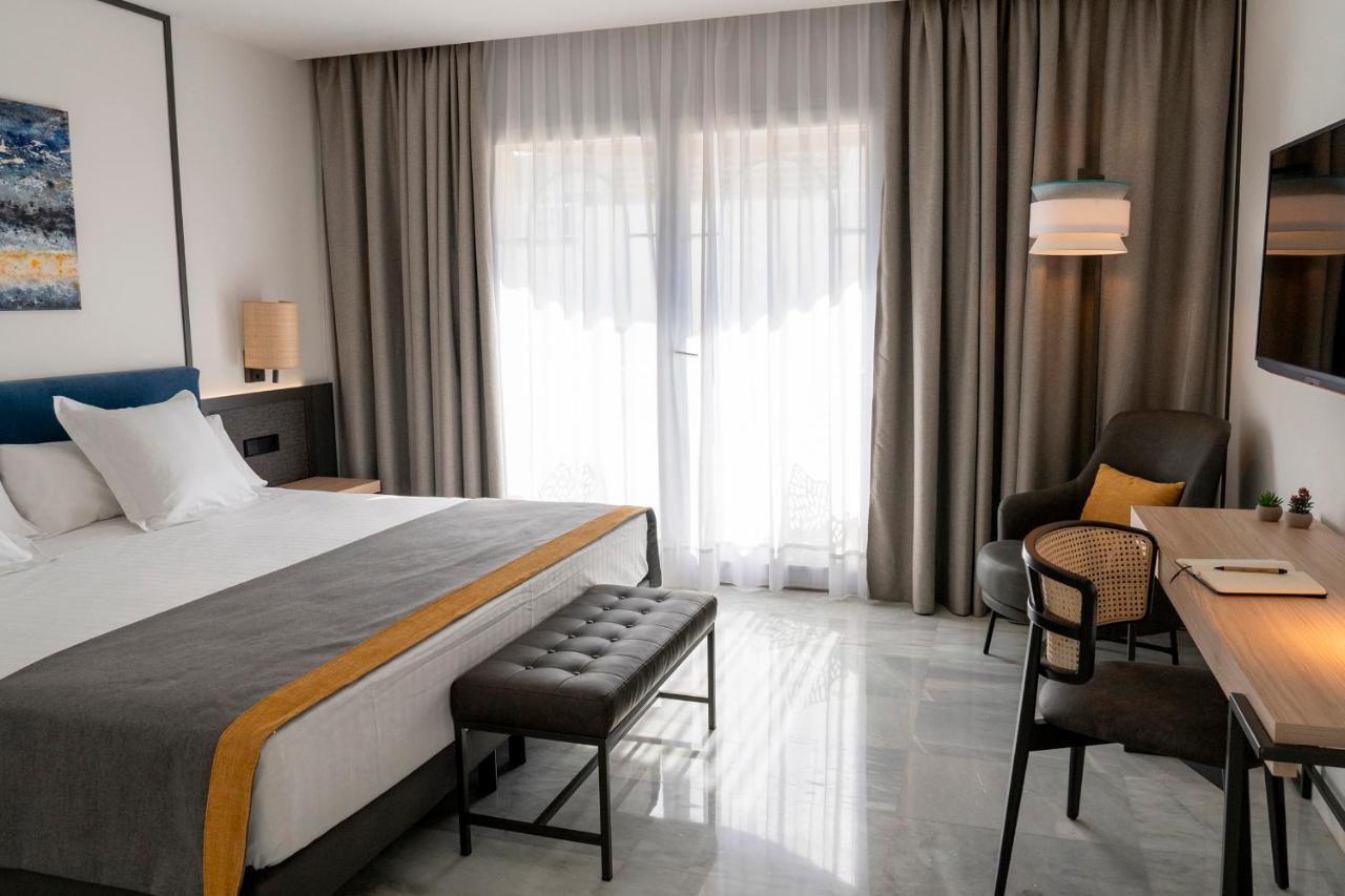 Hotel Urh Sitges Playa Exteriér fotografie